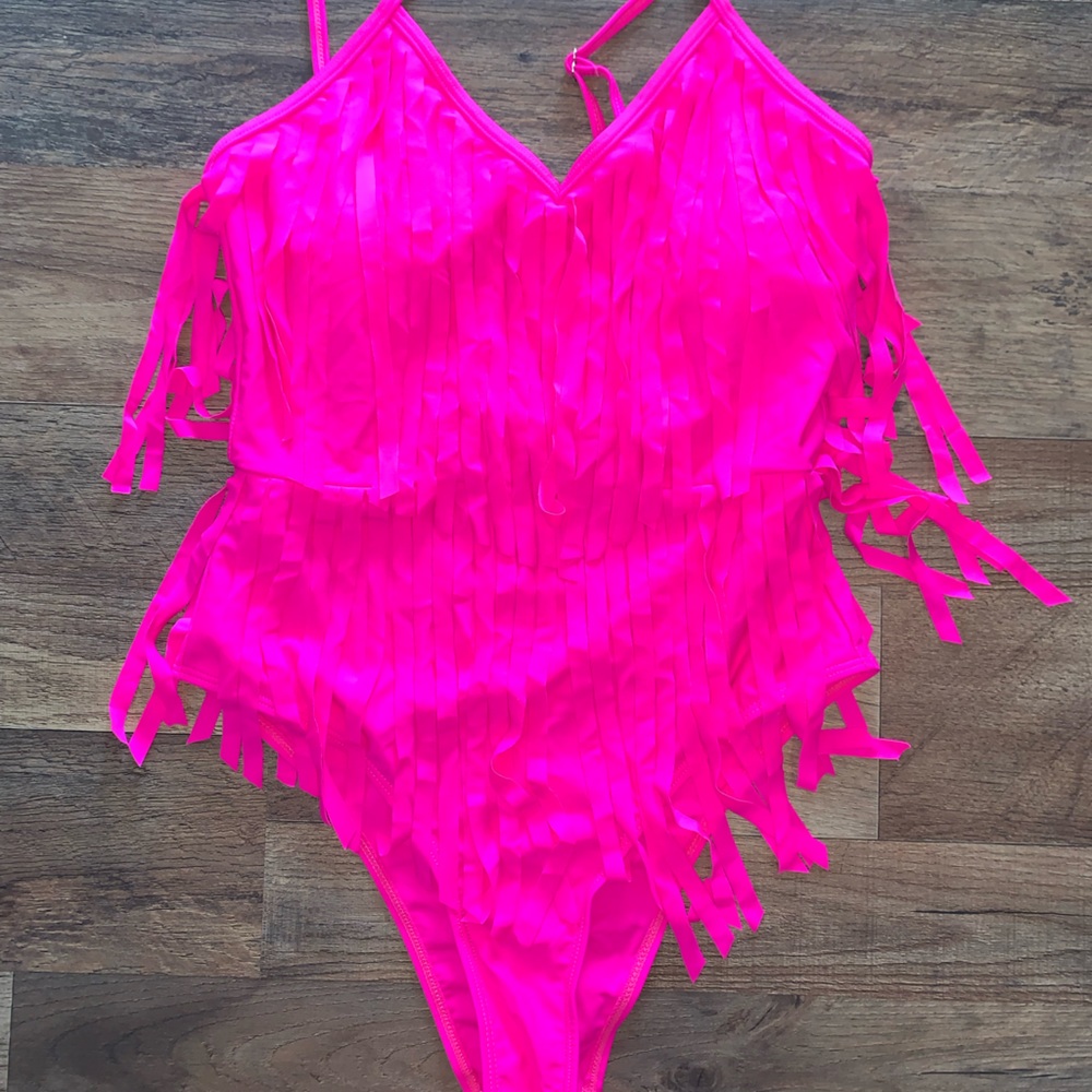 Fringe one-piece - Picture 3 of 3